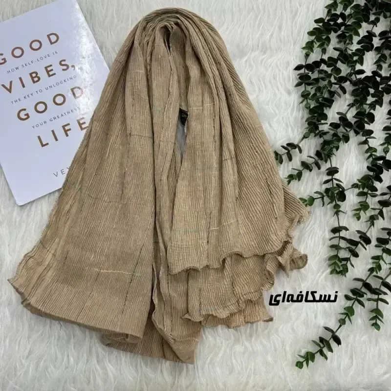 شال نخی طرحدار وارداتی مشکی مناسب روزمره قواره 190 در 67 سانتیمتر